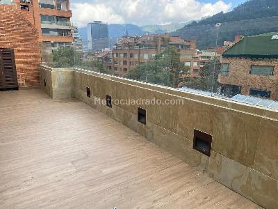 Apartamento de 3 alcobas en venta en Chico Reservado, Bogotá, 222 m² · foto 5 de 17