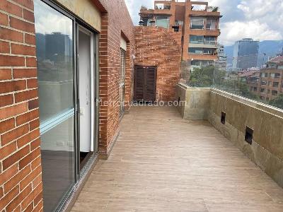Apartamento de 3 alcobas en venta en Chico Reservado, Bogotá, 222 m² · foto 8 de 17