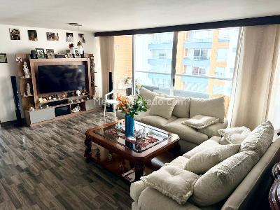 Apartamento de 3 alcobas en venta en Colina Gilmar, Bogotá, 110 m² · foto 2 de 17