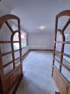 Apartamento en venta en La Carolina, Bogotá · foto 9 de 12