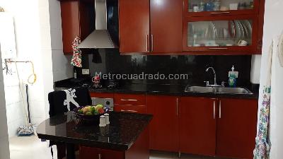 Apartamento en venta en Santa Barbara, Bogotá · foto 5 de 9