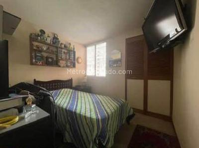 Apartamento en venta en Lagos De Cordoba, Bogotá · foto 2 de 11