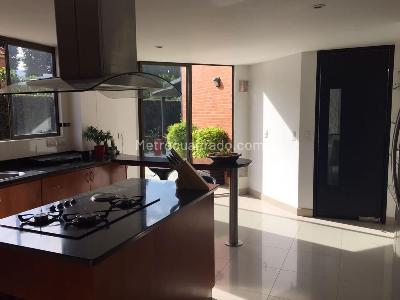 Casa en venta en Hacienda San Sebastian, Bogotá · foto 3 de 3