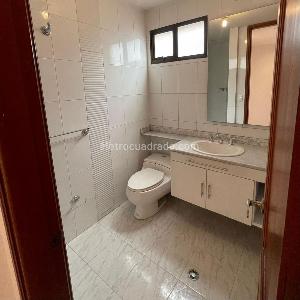 Apartamento en venta en Santa Barbara Occidental, Bogotá · foto 10 de 14