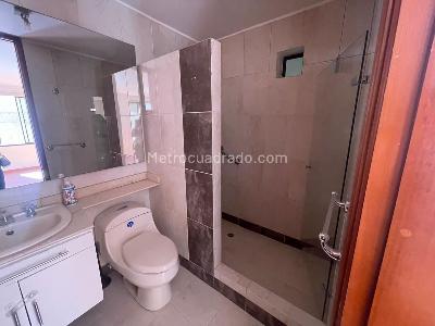 Apartamento en venta en Santa Barbara Occidental, Bogotá · foto 11 de 14