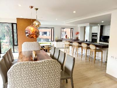 Apartamento de 4 alcobas en venta en Montearroyo Usaquen, Bogotá, 396 m² · foto 2 de 20