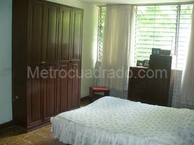 Casa de 5 alcobas en venta en Santa Monica, Cali, 495 m² · foto 17 de 17