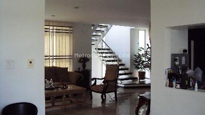 Casa de 4 alcobas en venta en Ciudad Jardin, Cali, 450 m² · foto 2 de 20