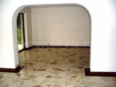 Casa de 3 alcobas en venta en Ciudad Jardin, Cali, 330 m² · foto 9 de 19