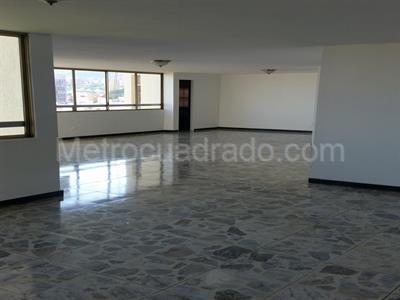 Apartamento en venta en Granada, Cali · foto 4 de 9