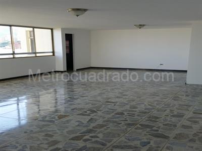 Apartamento en venta en Granada, Cali · foto 5 de 9