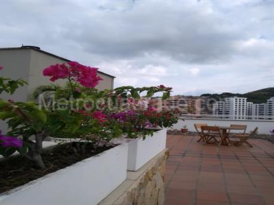 Apartamento en venta en Santa Rita, Cali · foto 2 de 8