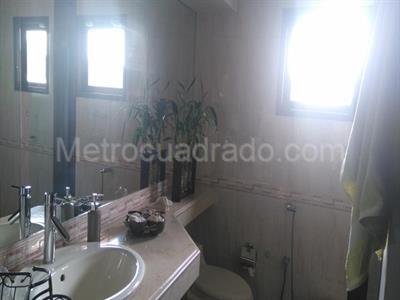 Casa de 3 alcobas en venta en La Riverita, Cali, 391 m² · foto 10 de 20