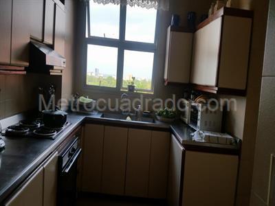 Apartamento en venta en Ciudad Jardin, Cali · foto 4 de 18