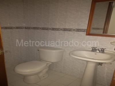 Apartamento de 3 alcobas en venta en Centenario, Cali, 123 m² · foto 3 de 13