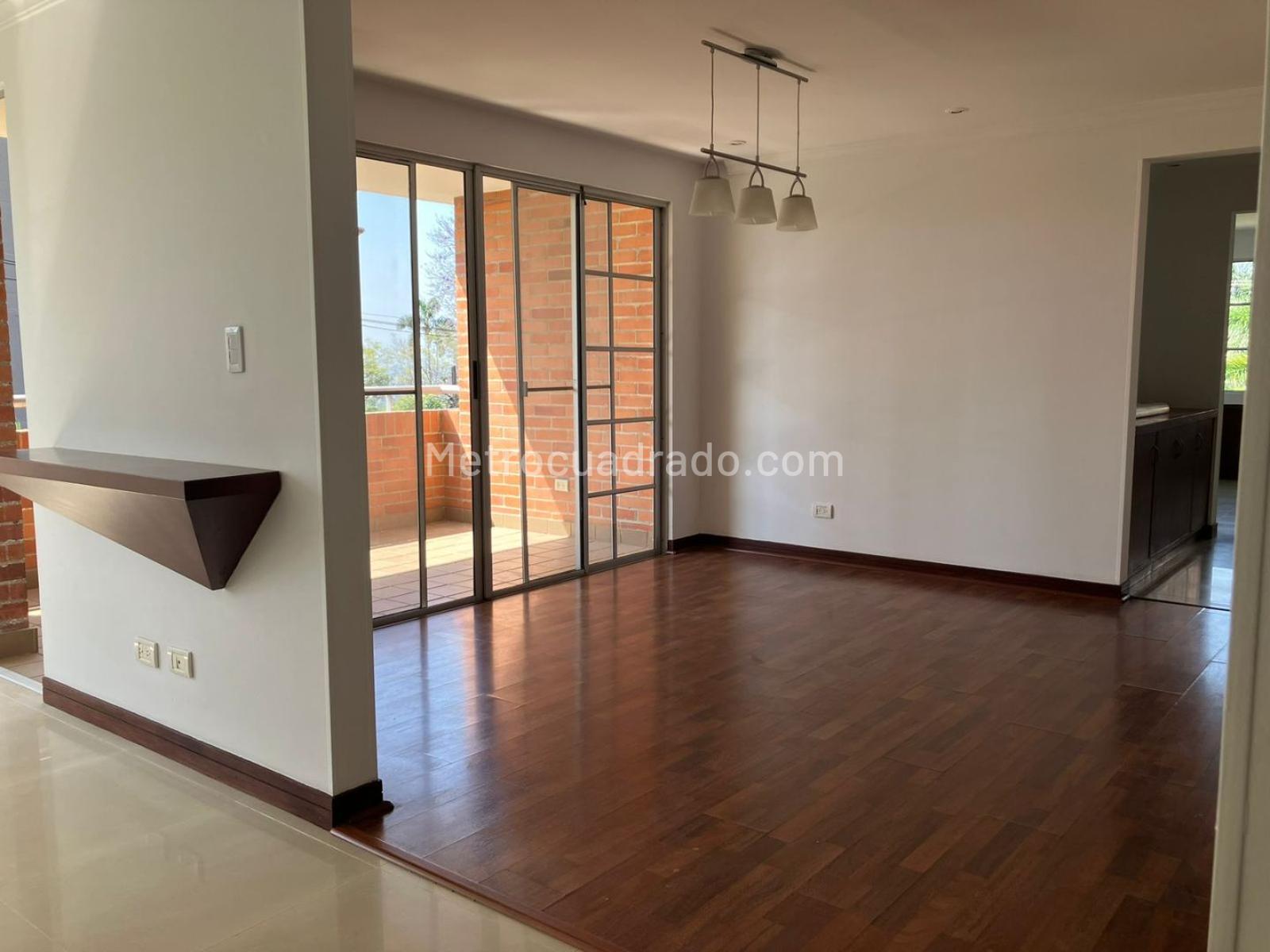 Apartamento de 3 habitaciones en venta en Altos de Cristales, Cali — imagen 1 de 20