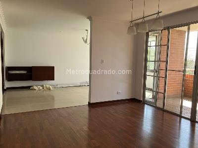 Apartamento de 3 alcobas en venta en Altos De Cristales, Cali, 147 m² · foto 2 de 20