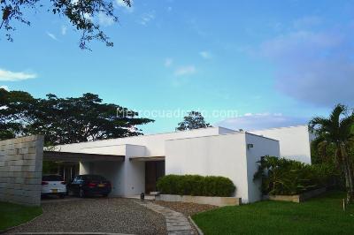 Casa de 3 alcobas en venta en Pance La Viga, Cali, 400 m² · foto 2 de 11