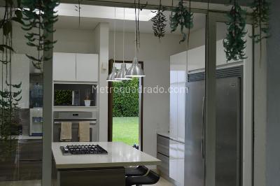 Casa de 3 alcobas en venta en Pance La Viga, Cali, 400 m² · foto 3 de 11