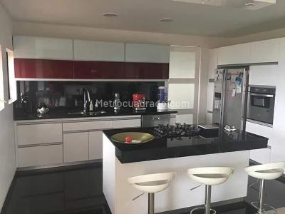 Apartamento de 2 alcobas en venta en Ciudad Jardin, Cali, 170 m² · foto 4 de 20