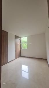 Apartamento de 3 alcobas en venta en Santa Rita, Cali, 221 m² · foto 3 de 20