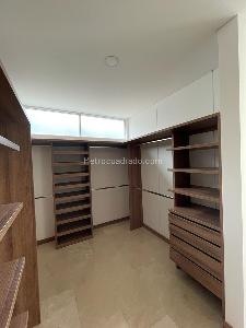 Apartamento de 3 alcobas en venta en Santa Rita, Cali, 218 m² · foto 14 de 16