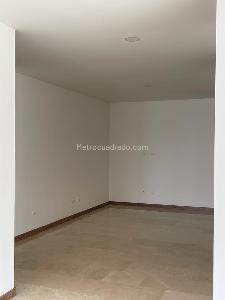 Apartamento de 3 alcobas en venta en Santa Rita, Cali, 218 m² · foto 3 de 16