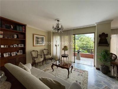Apartamento en venta en La Arboleda, Cali · foto 4 de 18