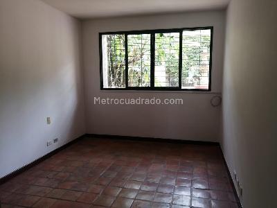 Apartamento de 4 alcobas en venta en Santa Rita, Cali, 400 m² · foto 17 de 19