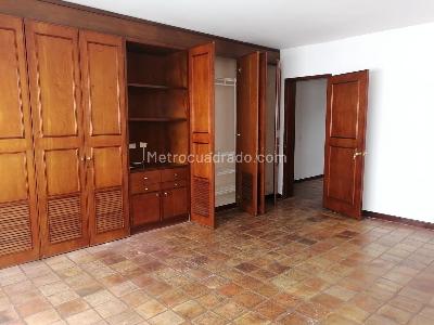 Casa de 4 alcobas en venta en Santa Rita, Cali, 400 m² · foto 15 de 20