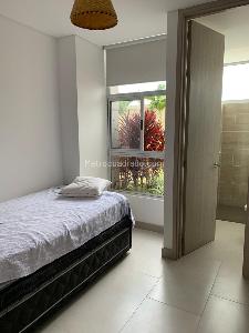 Apartamento de 3 alcobas en venta en Santa Rita, Cali, 233 m² · foto 9 de 14
