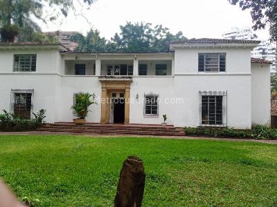 Casa de 5 alcobas en venta en Cali Normandia, Cali, 1336 m² · foto 6 de 15