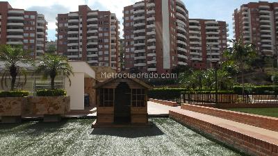 Apartamento de 3 alcobas en venta en Altos De Cristales, Cali, 140 m² · foto 16 de 20