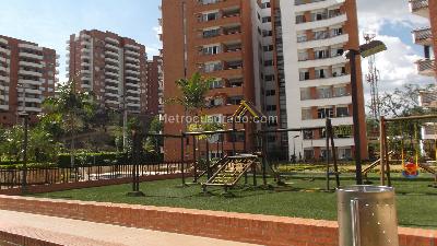 Apartamento de 3 alcobas en venta en Altos De Cristales, Cali, 140 m² · foto 17 de 20
