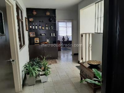Casa de 3 alcobas en venta en Santa Monica Alta, Cali, 480 m² · foto 4 de 16