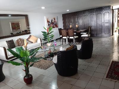 Casa de 3 alcobas en venta en Santa Monica Norte, Cali, 460 m² · foto 12 de 16