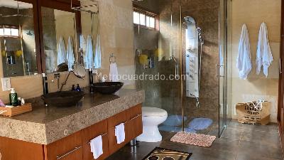 Casa de 4 alcobas en venta en La Maria Pance, Cali, 400 m² · foto 18 de 20
