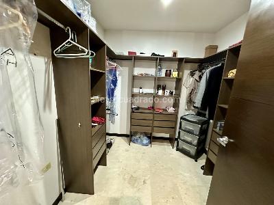 Apartamento de 3 alcobas en venta en Cali Normandia, Cali, 274 m² · foto 12 de 20