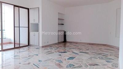 Apartamento de 3 alcobas en venta en Cali Normandia, Cali, 119 m² · foto 4 de 17