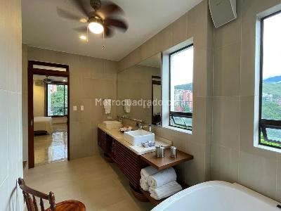 Apartamento de 3 alcobas en venta en Santa Rita, Cali, 215 m² · foto 14 de 20