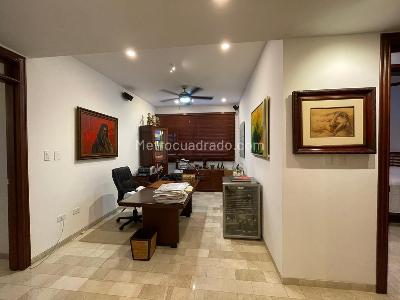 Apartamento de 3 alcobas en venta en Santa Rita, Cali, 215 m² · foto 15 de 20