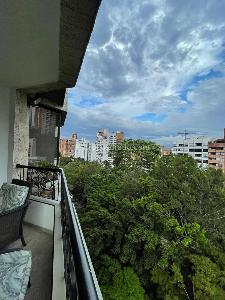 Apartamento de 3 alcobas en venta en Santa Rita, Cali, 215 m² · foto 9 de 20