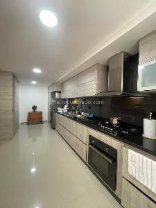 Apartamento de 2 alcobas en venta en Bellavista, Cali, 121 m² · foto 4 de 20