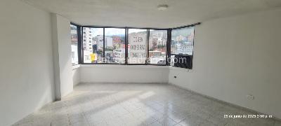 Apartamento en venta en Granada, Cali · foto 2 de 18
