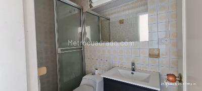 Apartamento en venta en Granada, Cali · foto 4 de 18