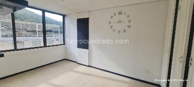 Apartamento en venta en Granada, Cali · foto 8 de 18