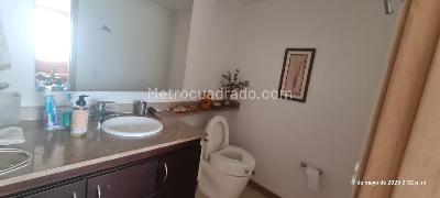Apartamento de 3 alcobas en venta en Bellavista, Cali, 205 m² · foto 17 de 20