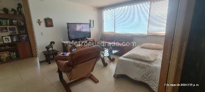 Apartamento de 3 alcobas en venta en Bellavista, Cali, 205 m² · foto 18 de 20