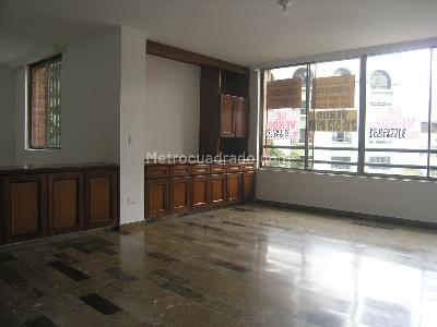 Apartamento de 3 alcobas en venta en Santa Teresita, Cali, 160 m² · foto 17 de 20