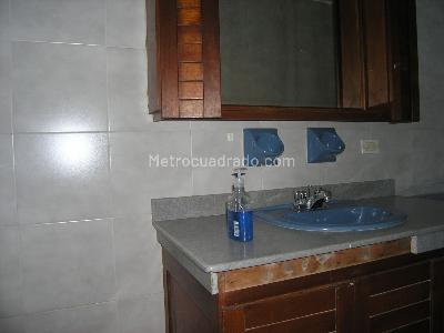 Apartamento de 3 alcobas en venta en Santa Teresita, Cali, 160 m² · foto 19 de 20